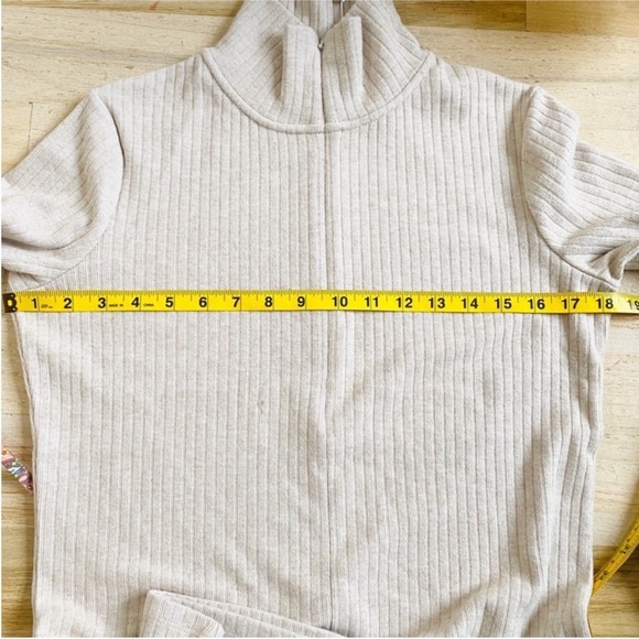 Vince Ribbed Turtleneck 1/2-Zip Sweater NEW - Picture 4 of 5